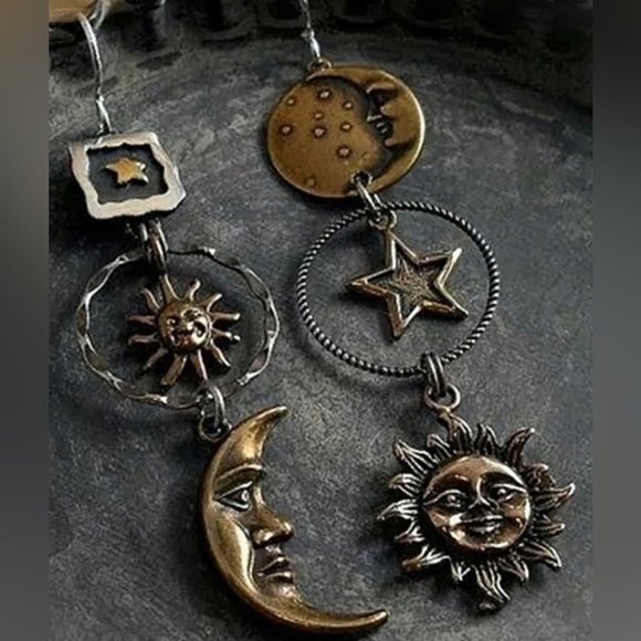 FREE PEOPLE Celestial Metal Boho Dangle Steampunk hook Earrings copper bronze - Picture 3 of 4